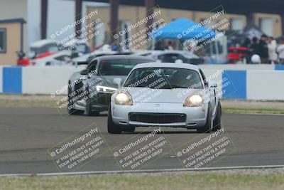 media/Dec-19-2025-Lucky Dog Racing (Fri) [[3b7b1b5fc8]]/Intermediate Low/Session 2 Turn 1/